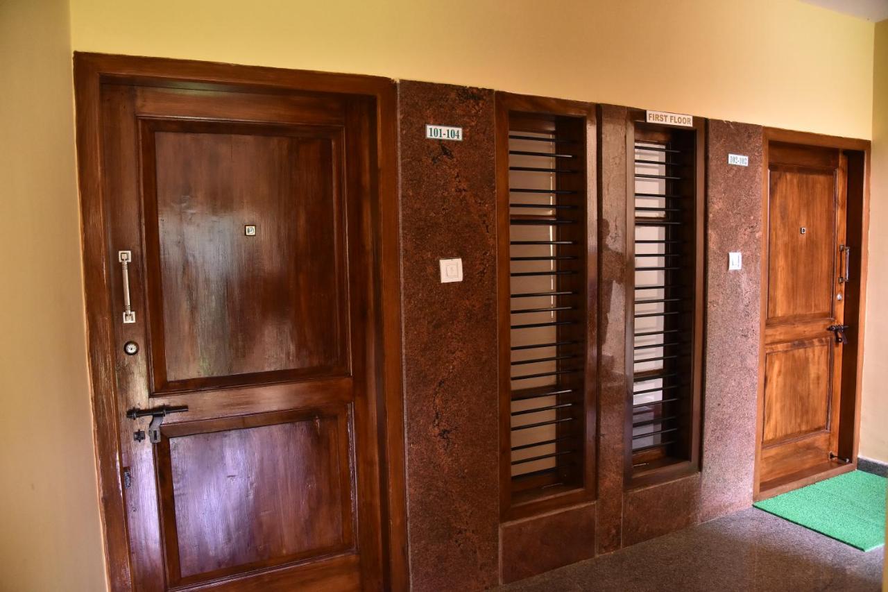 The Banjaara Suites Bangalore Exteriör bild