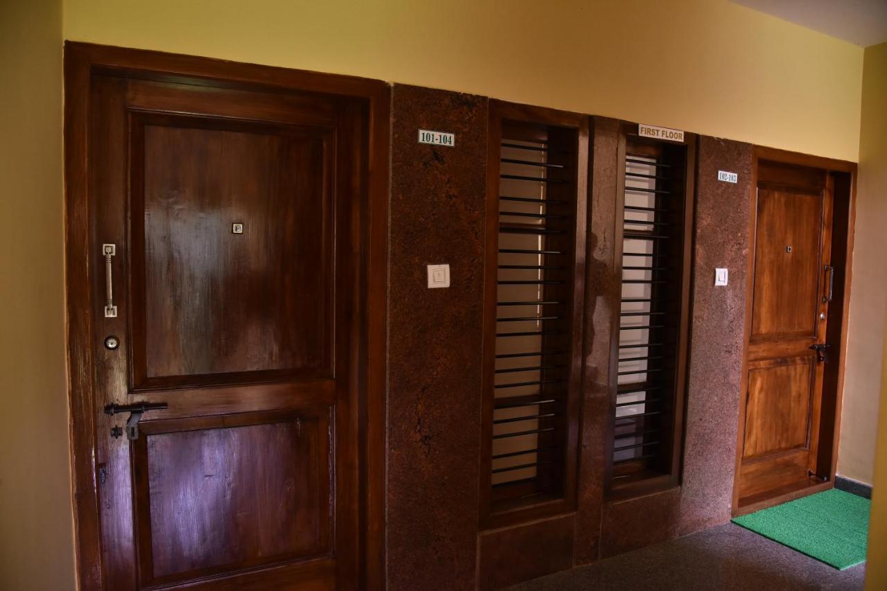 The Banjaara Suites Bangalore Exteriör bild