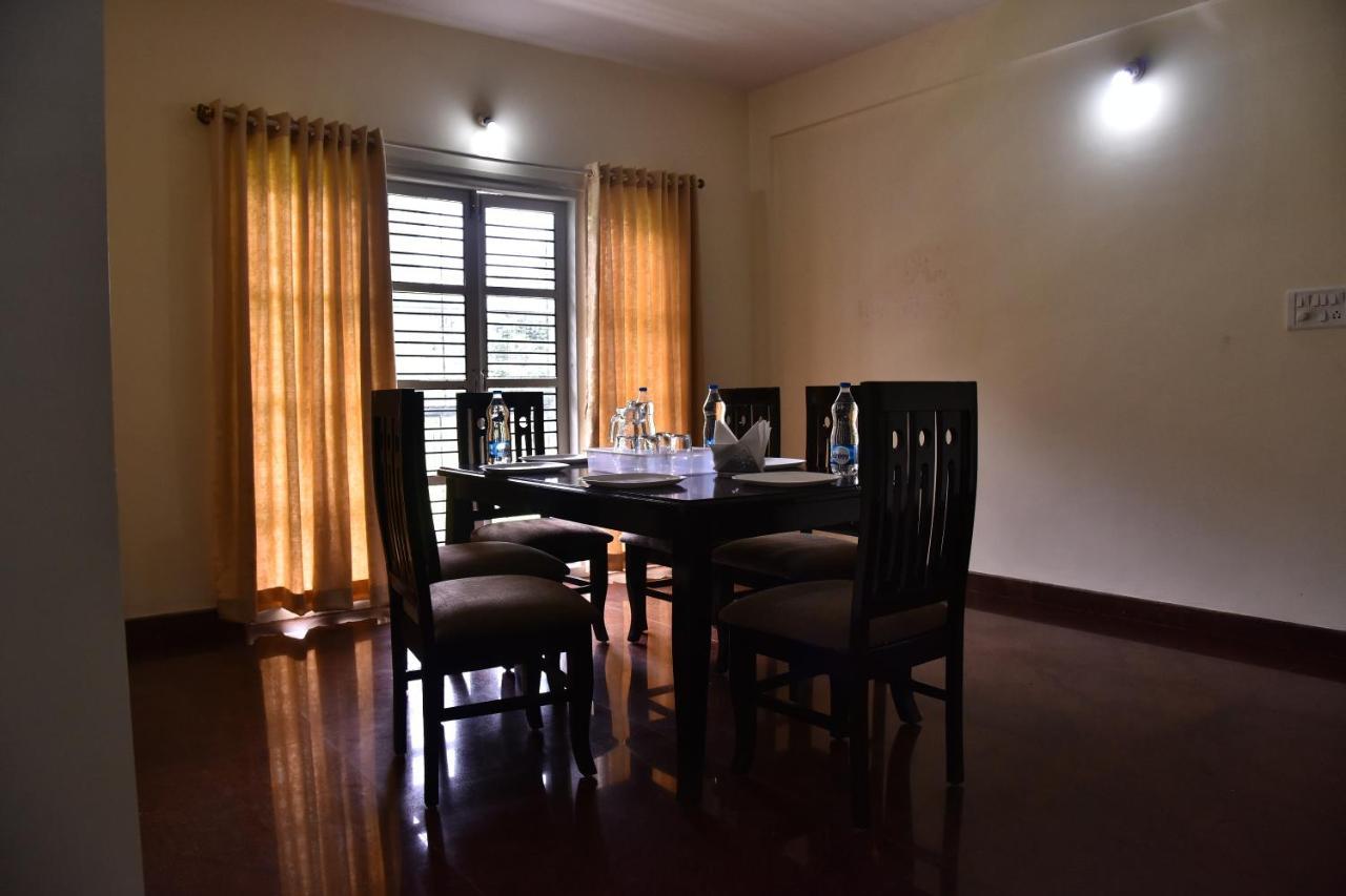 The Banjaara Suites Bangalore Exteriör bild