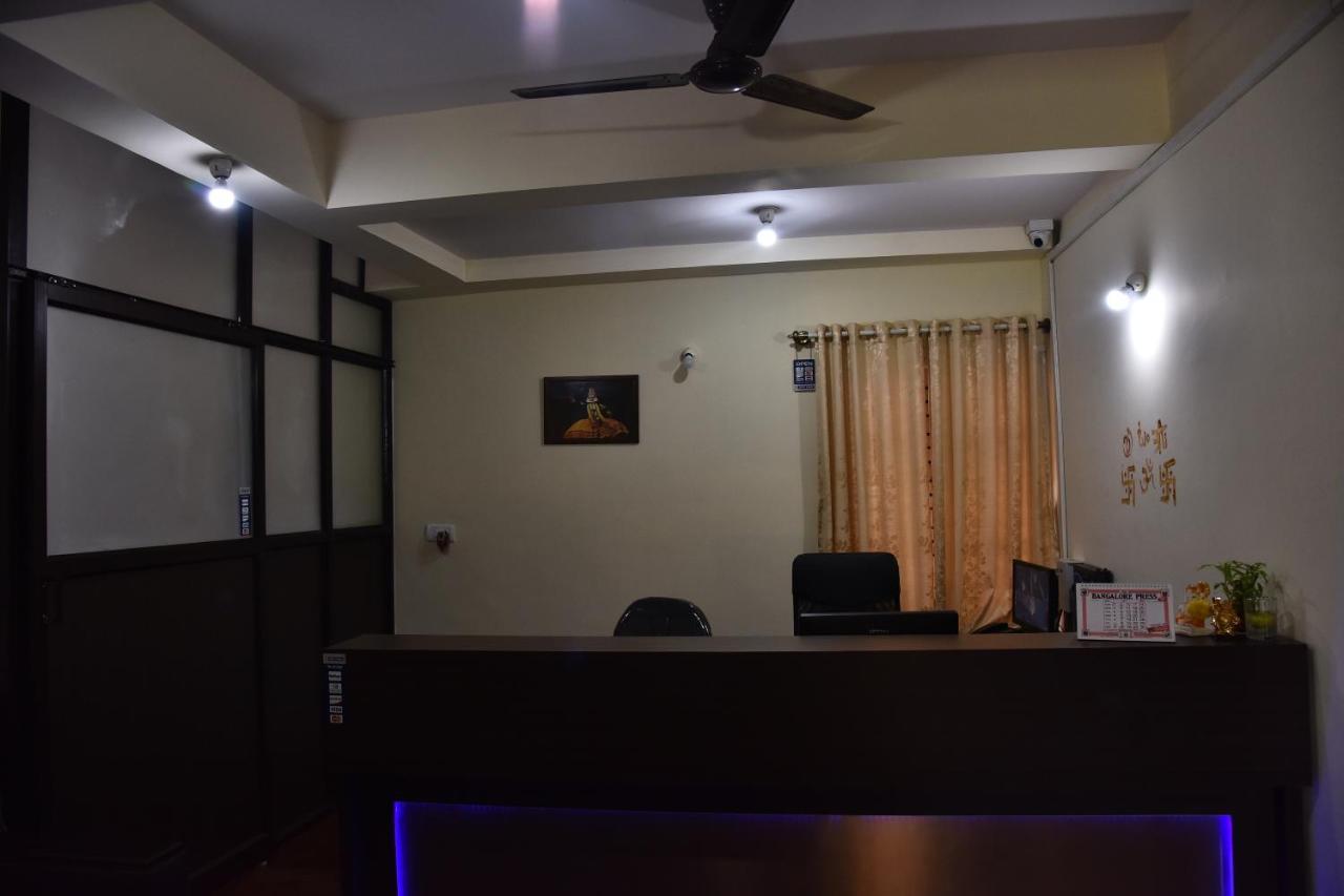 The Banjaara Suites Bangalore Exteriör bild