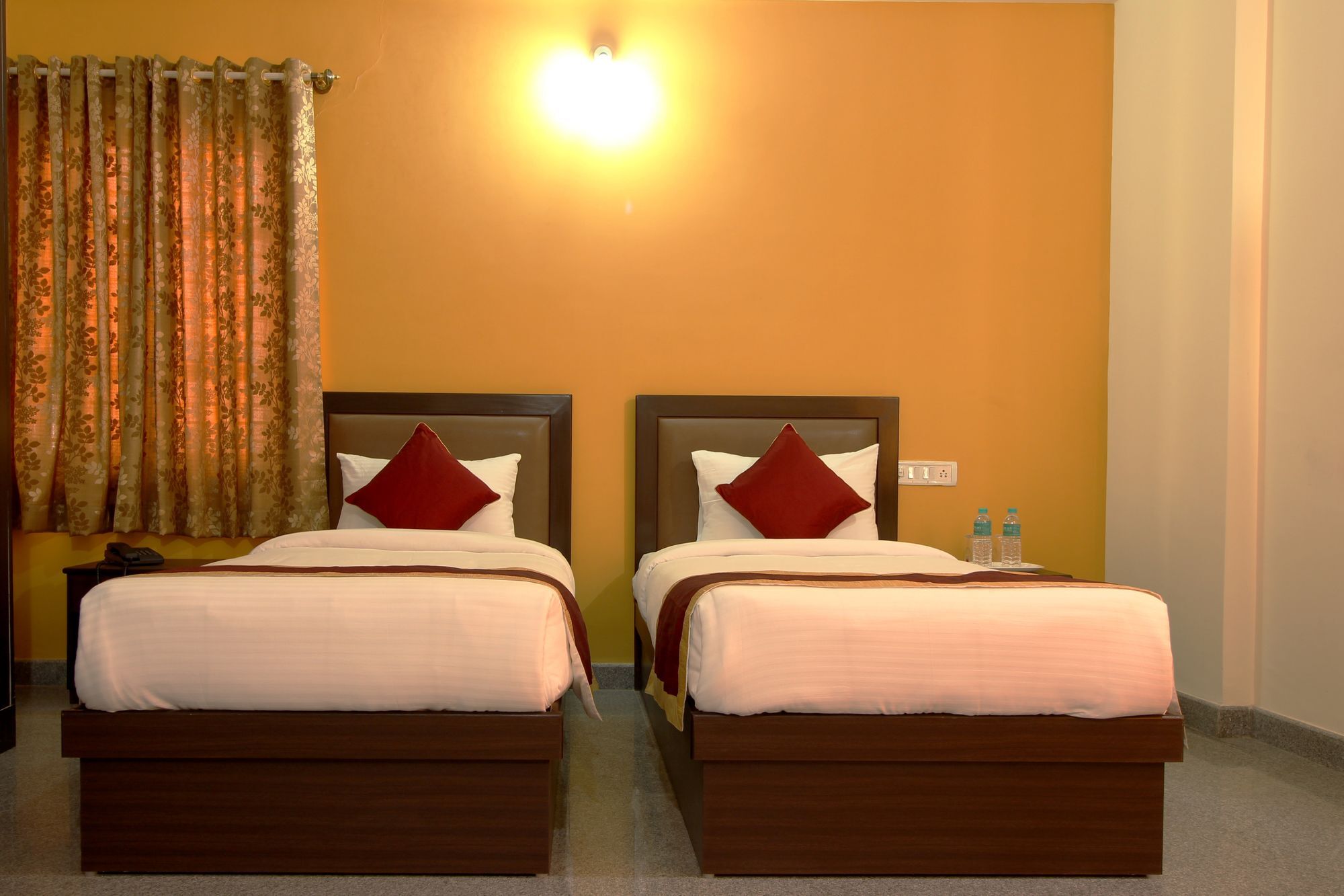 The Banjaara Suites Bangalore Exteriör bild